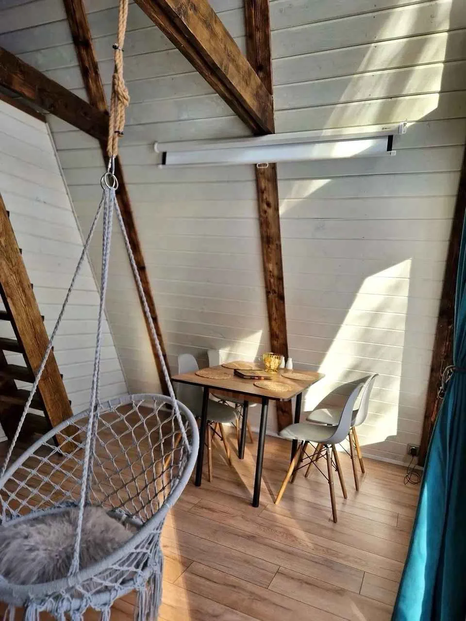 Бирюзовый A-frame