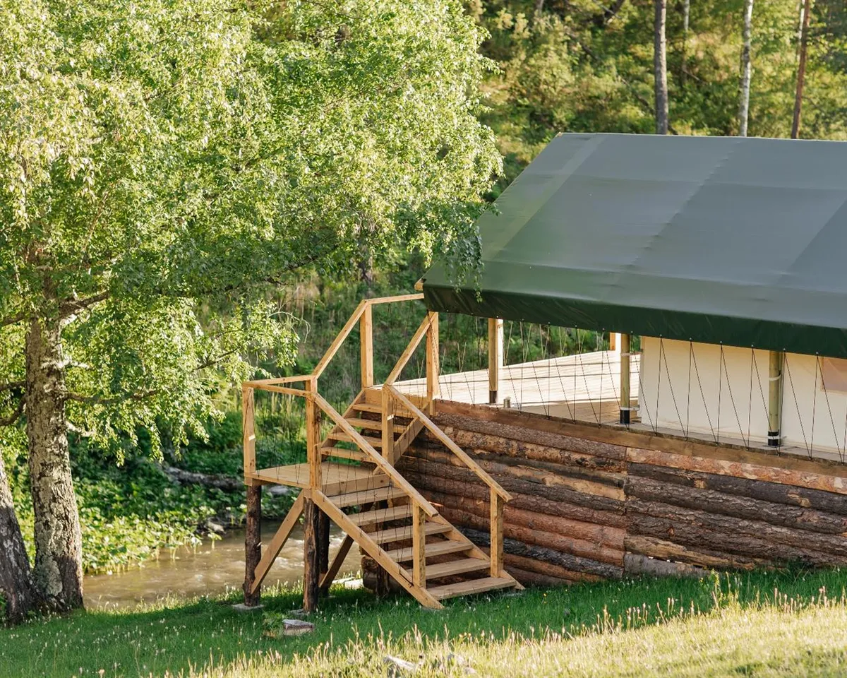 Бадан Глэмпинг фото 3