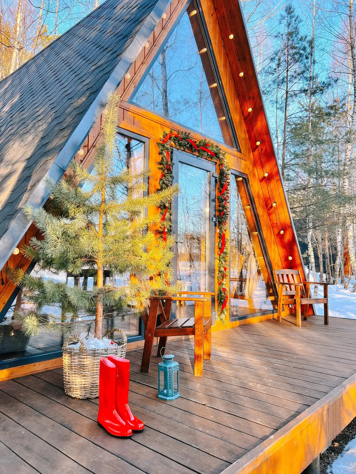 Треугольный домик