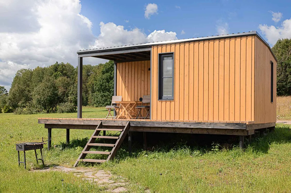 Lodge с навесом