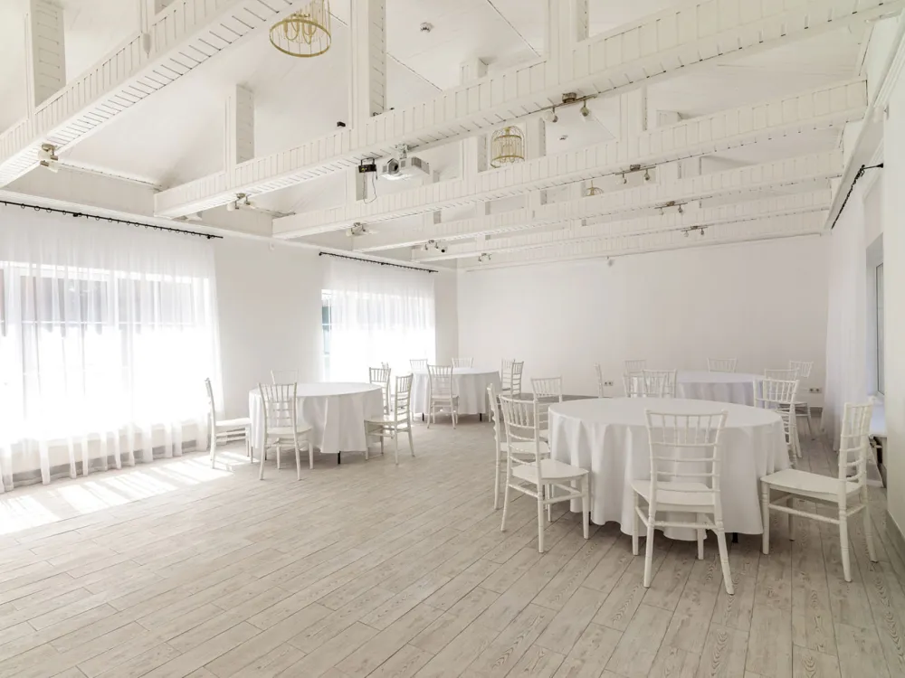 Дом с бассейнами и банкетным залом на Дмитровском шоссе фото 3