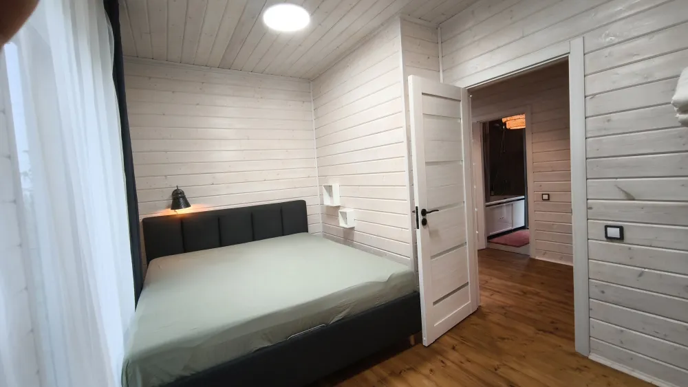 Дом  с чаном  у пруда фото 3