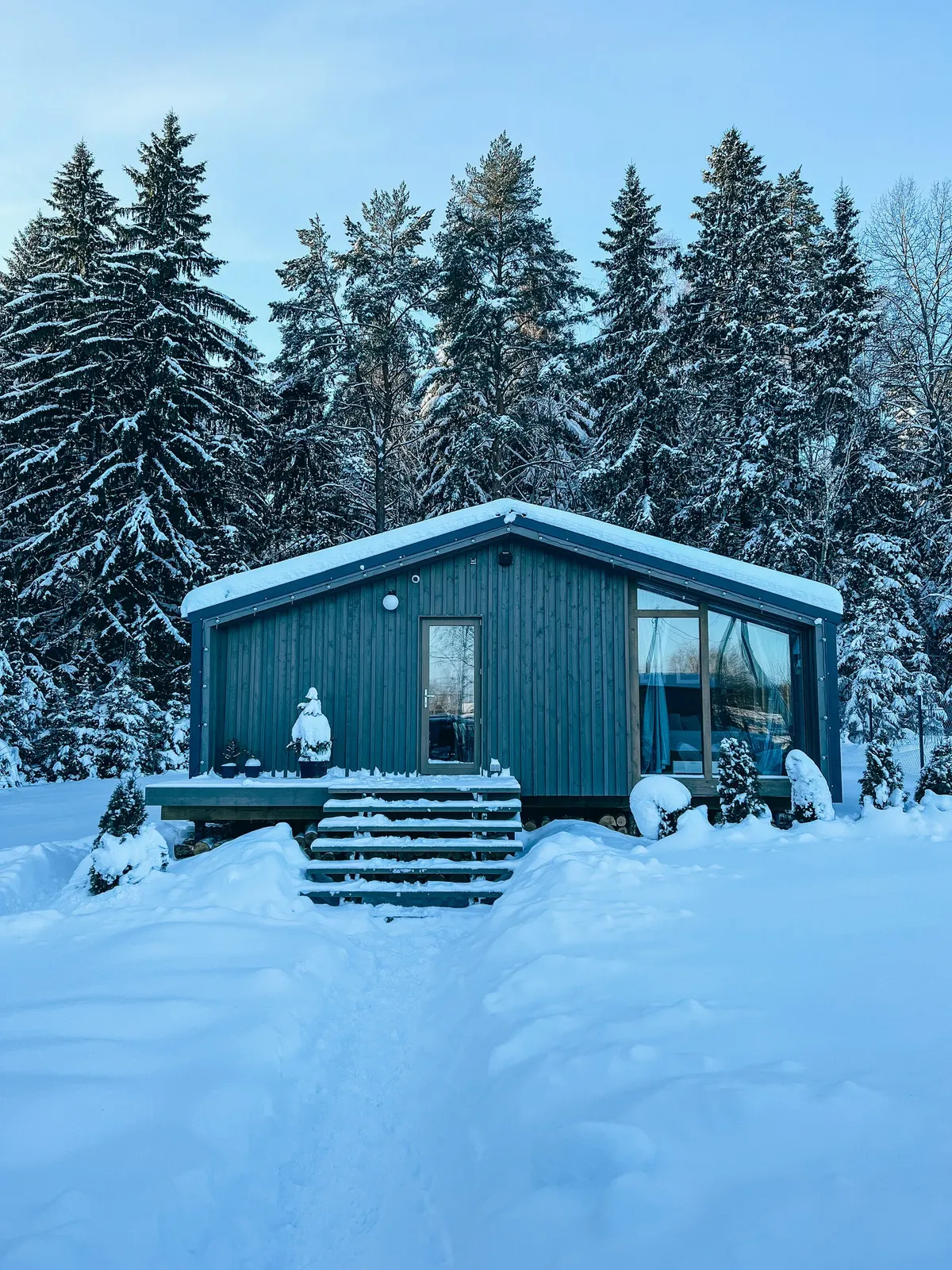 Доминго Дача