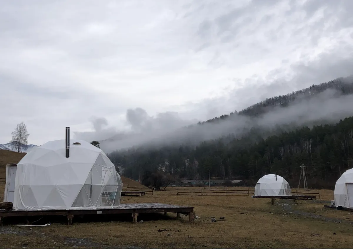 Эхо купольный отель в горах фото 3