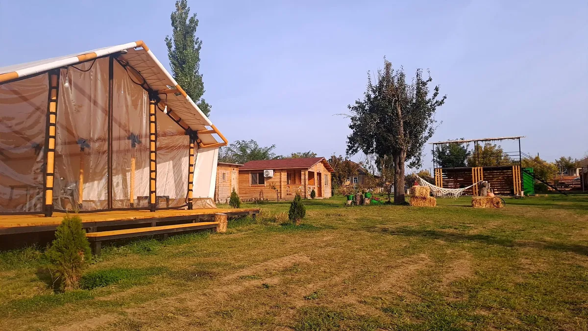 Глэмпинг Александровский Грабен