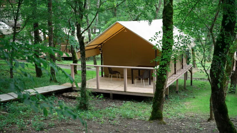 Глэмпинг База Инал