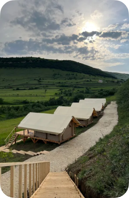 Глэмпинг Caspian Camp