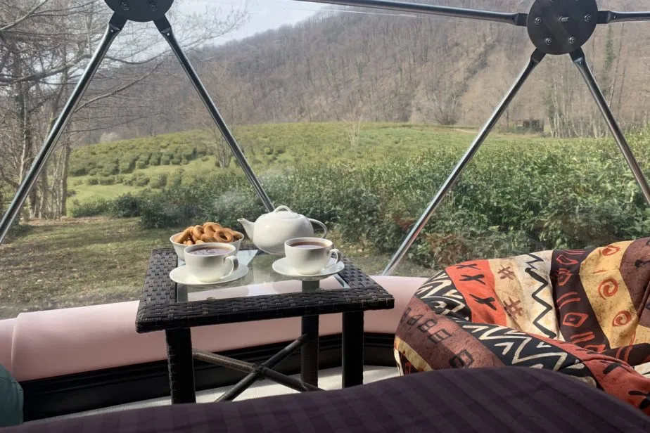 Глэмпинг Чай