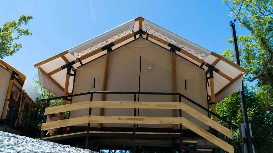 Сафари-лодж