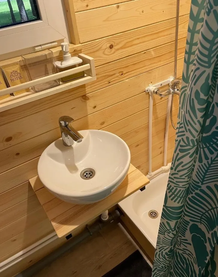 Глэмпинг в Свердловской области Дверь в лес фото 5