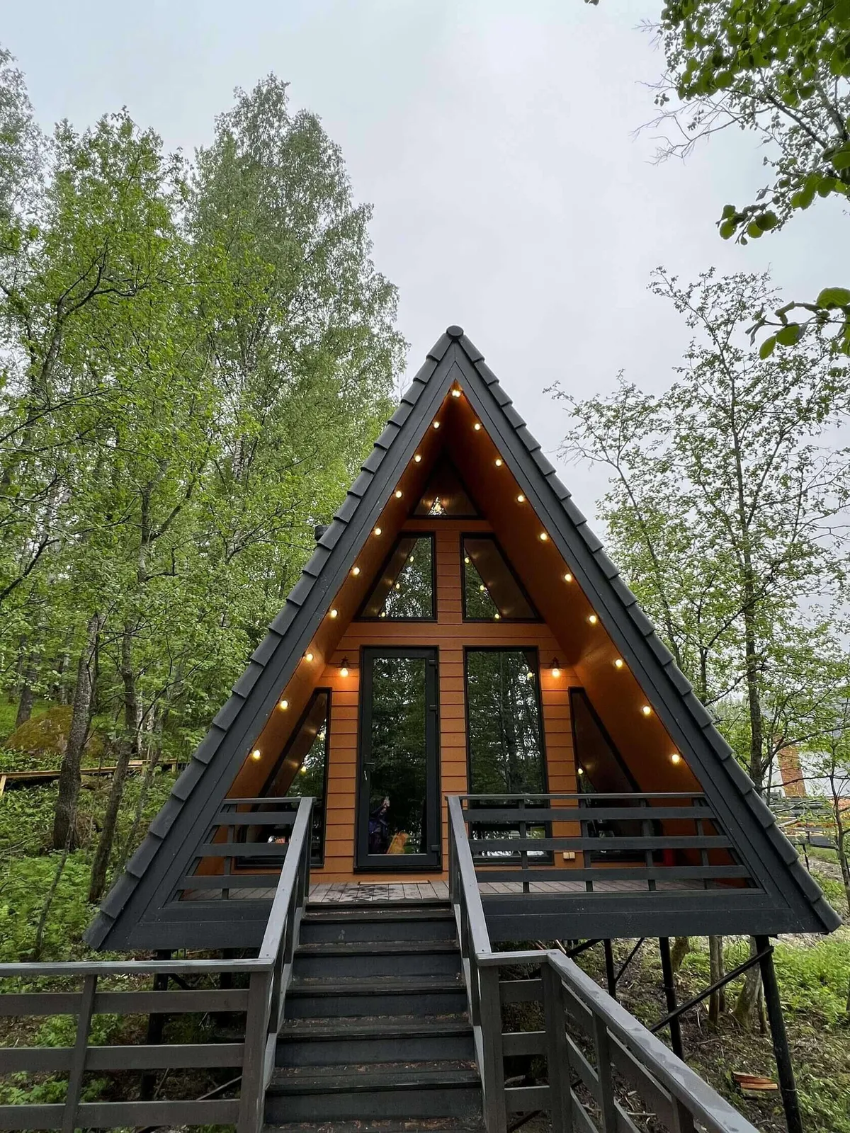 Избушки на опушке