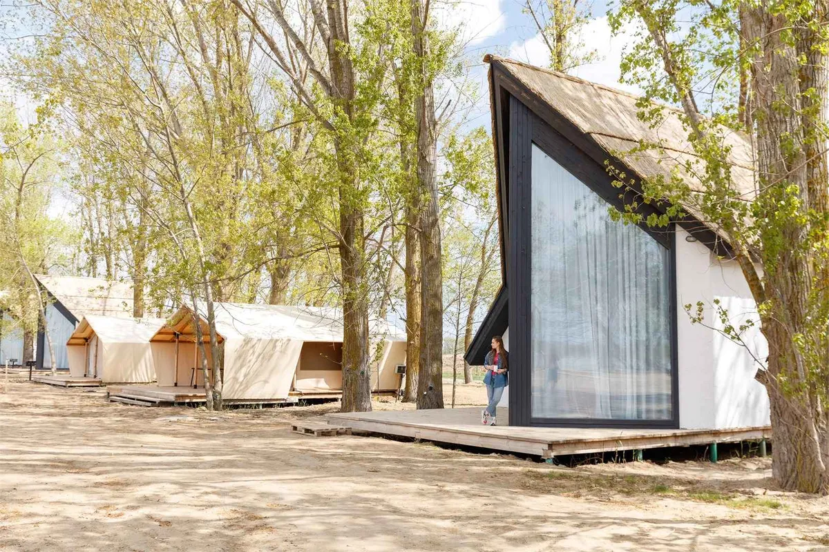 Домик на берегу