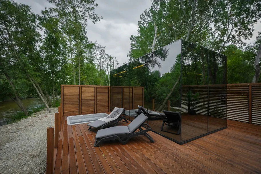 Клуб отдыха Лес