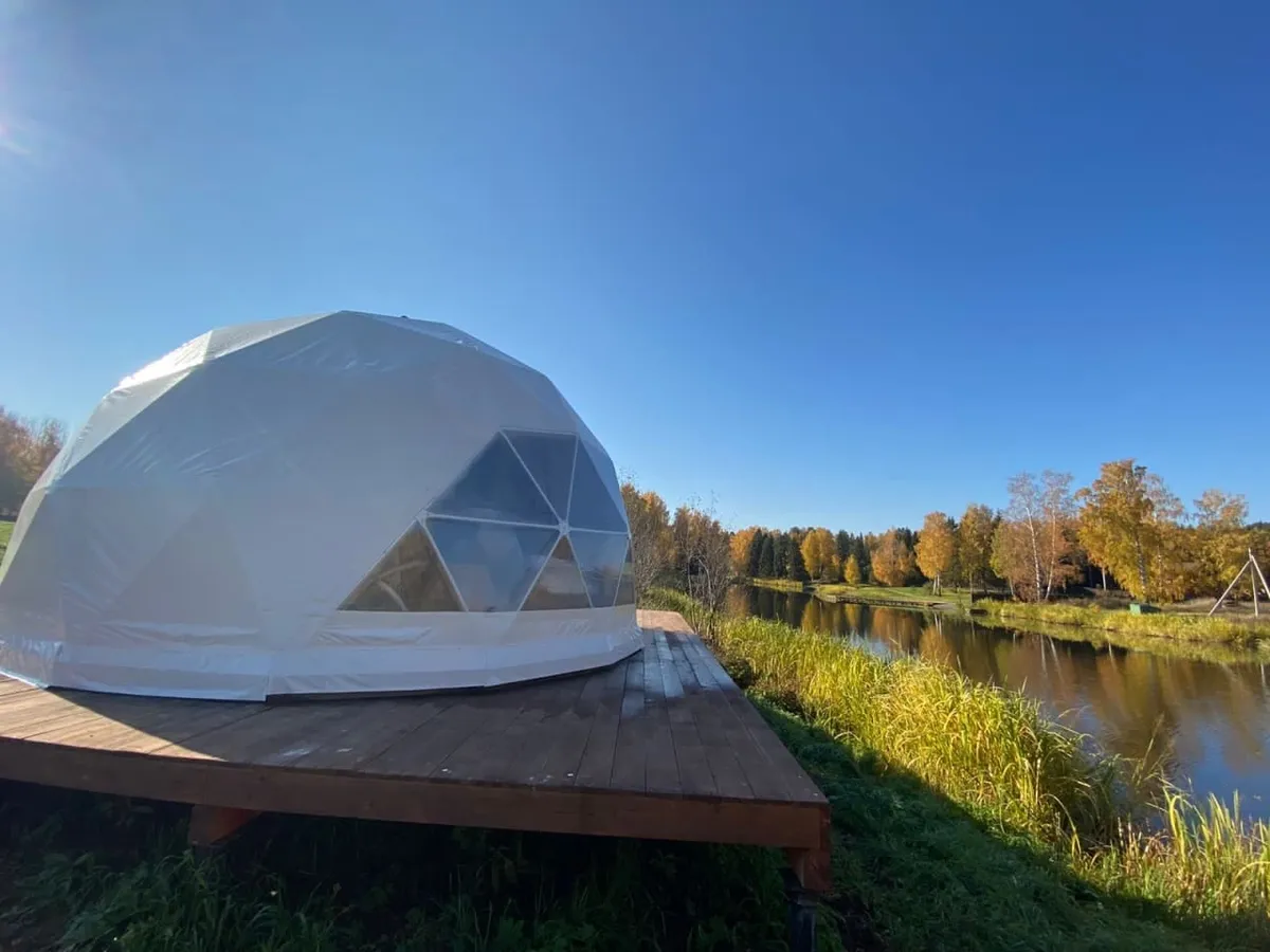 Бунгало с панорамным видом на реку