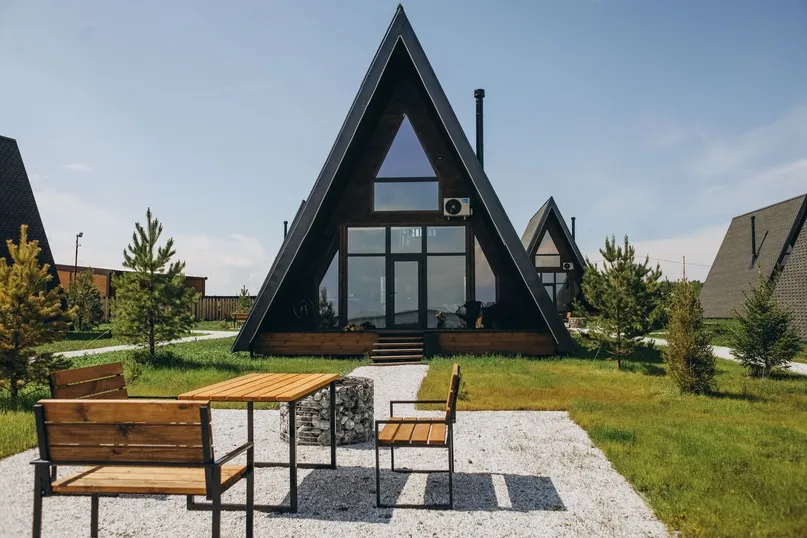 МАНДАЛА домики у озера