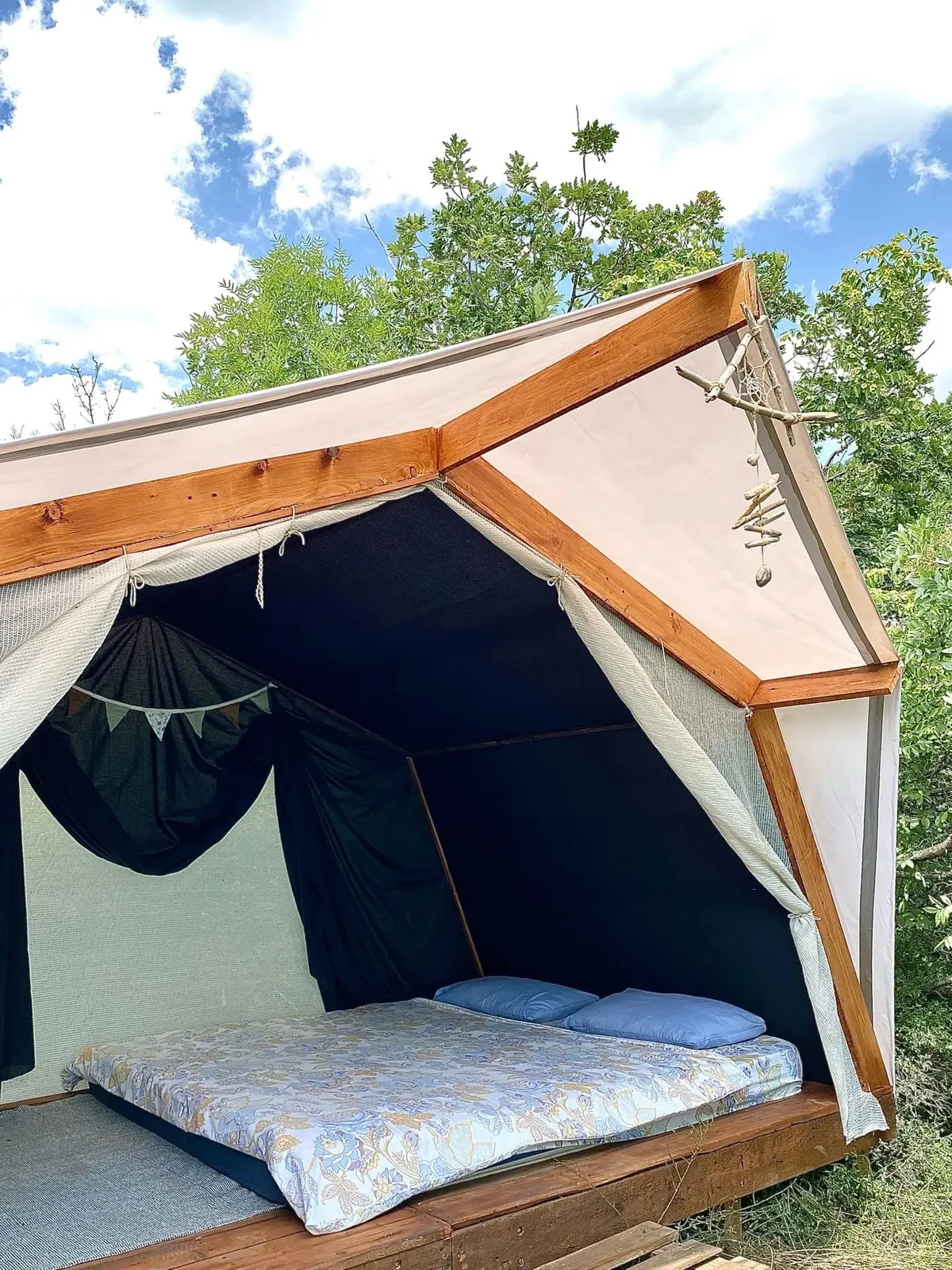 Морская палатка