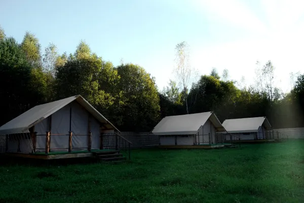 Объект размещения на берегу реки Нерль