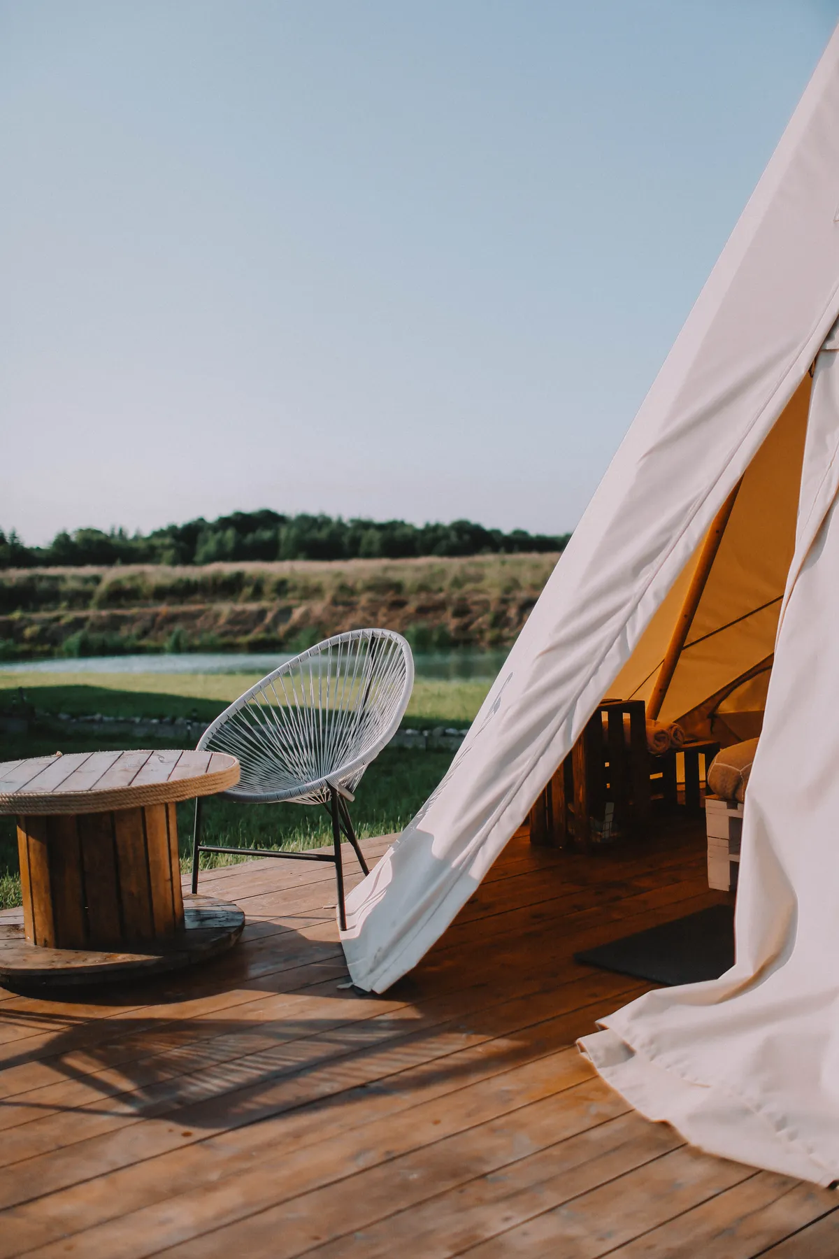 Ostrov Camp (Остров Кемп)