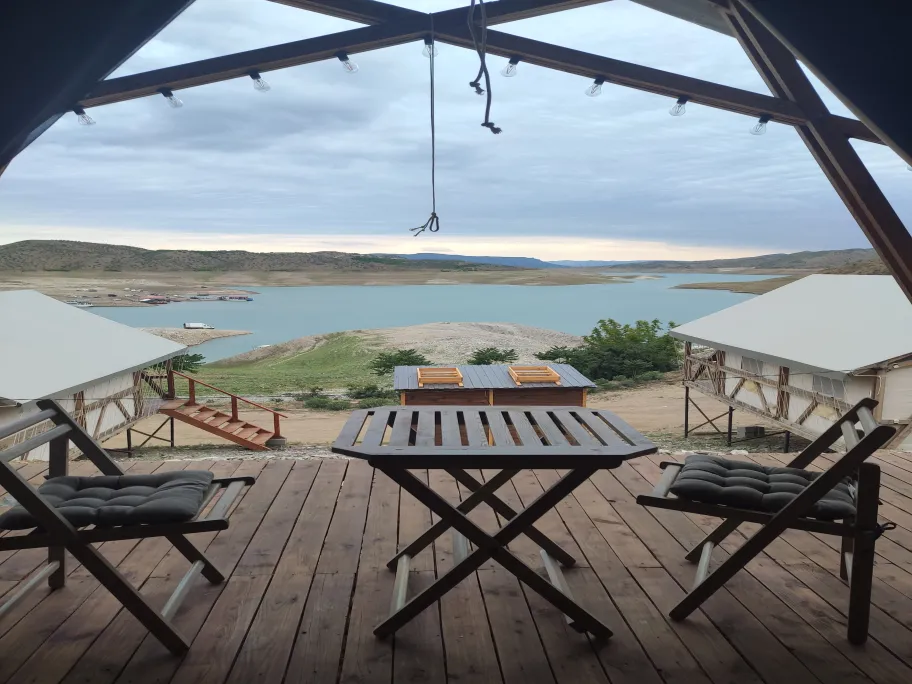 Остров (на водохранилище)