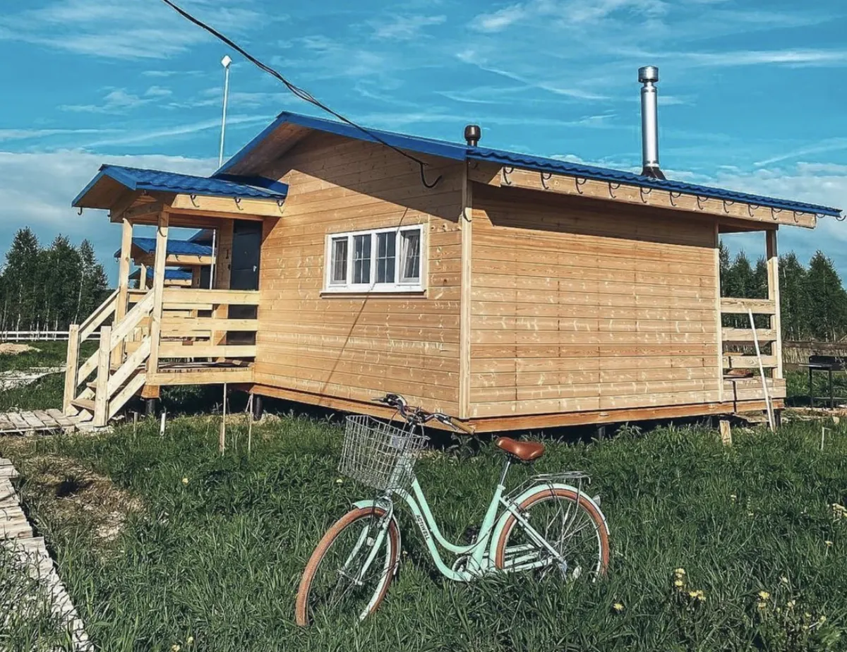 Поле Дом фото 2