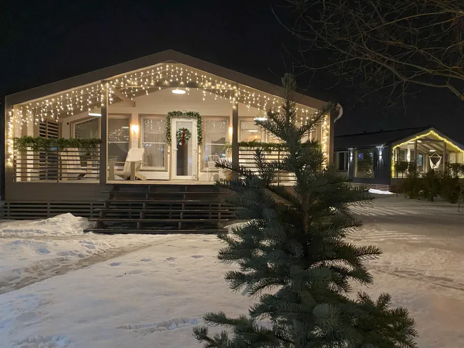 СЕМЬЯ НА ДАЧЕ / FAMILY DACHA