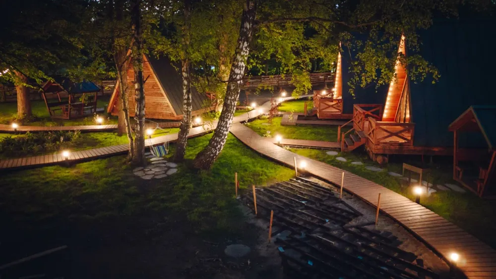 Шалаш-Глэмпинг с бассейном и рестораном на территории. фото 4