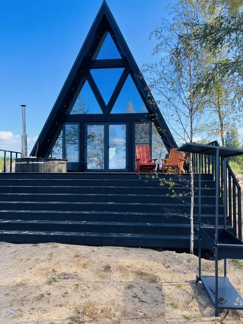 Семейный дом с купелью