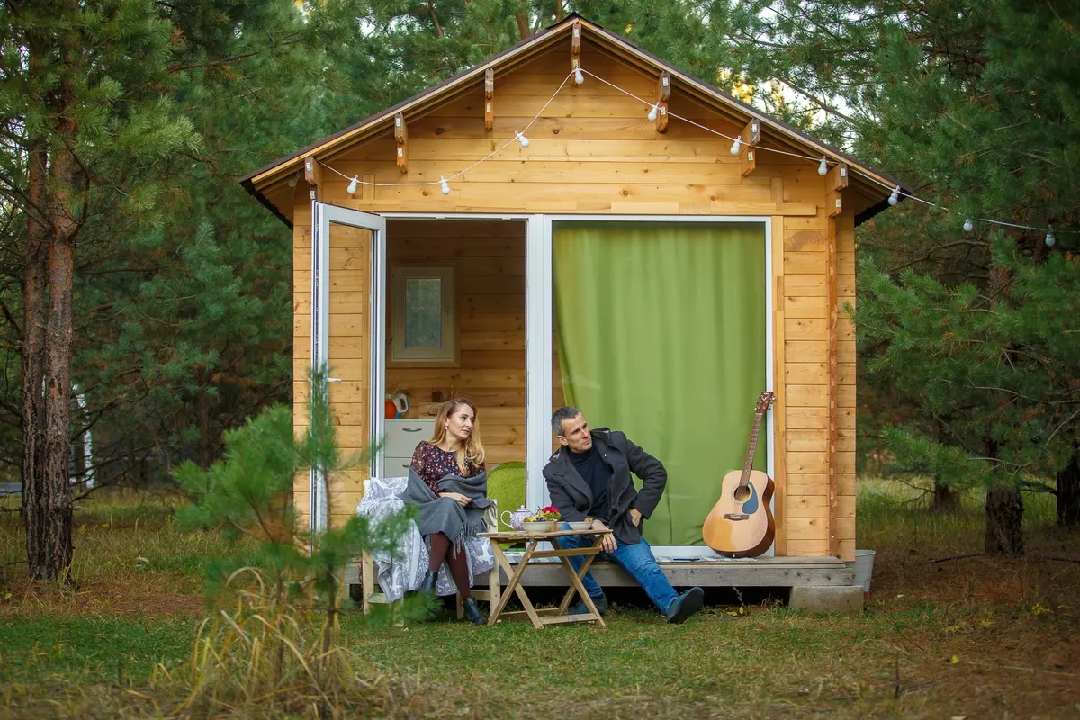 Домик с панорамным окном