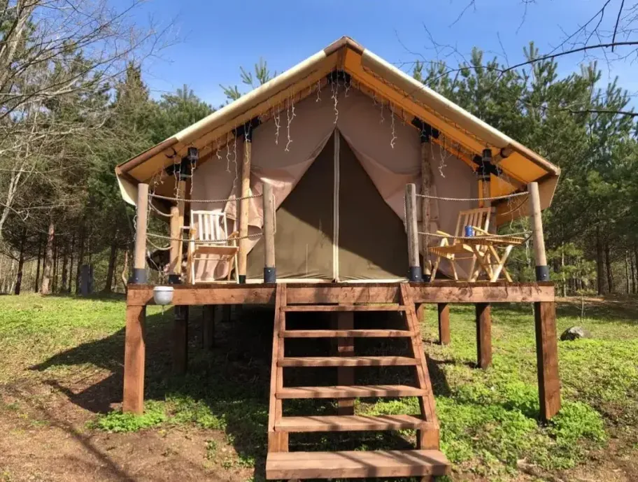 В шалаше фото 2