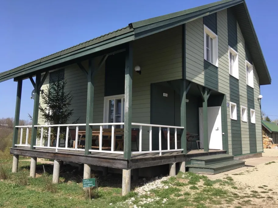 Верхний Дом