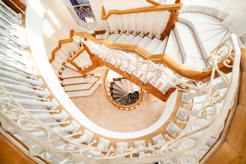 Замок на берегу озера фото 3